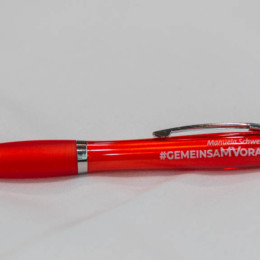 Kugelschreiber mit dem Hashtag Gemeinsamvoran